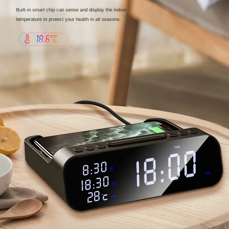 30W Fast Wireless Charger Alarm Clock Temperature Tester USB C Charger Station For Iphone XS XR 11 12 13 Pro Max Samsung Xiaomi