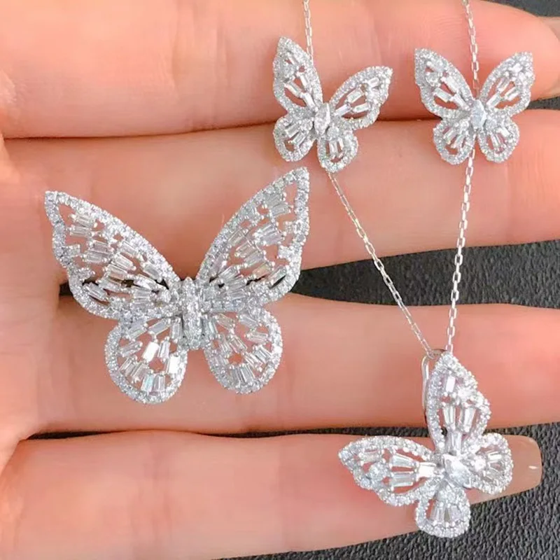 

Milan Girls Fashion Jewelry Open High-grade Copper Inlaid Zircon Butterfly Ring Ladies Luxury Sparkling Cocktail Party Ring