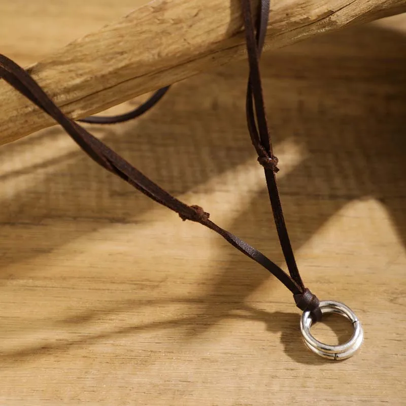 Винтажное металлическое колье с подвеской