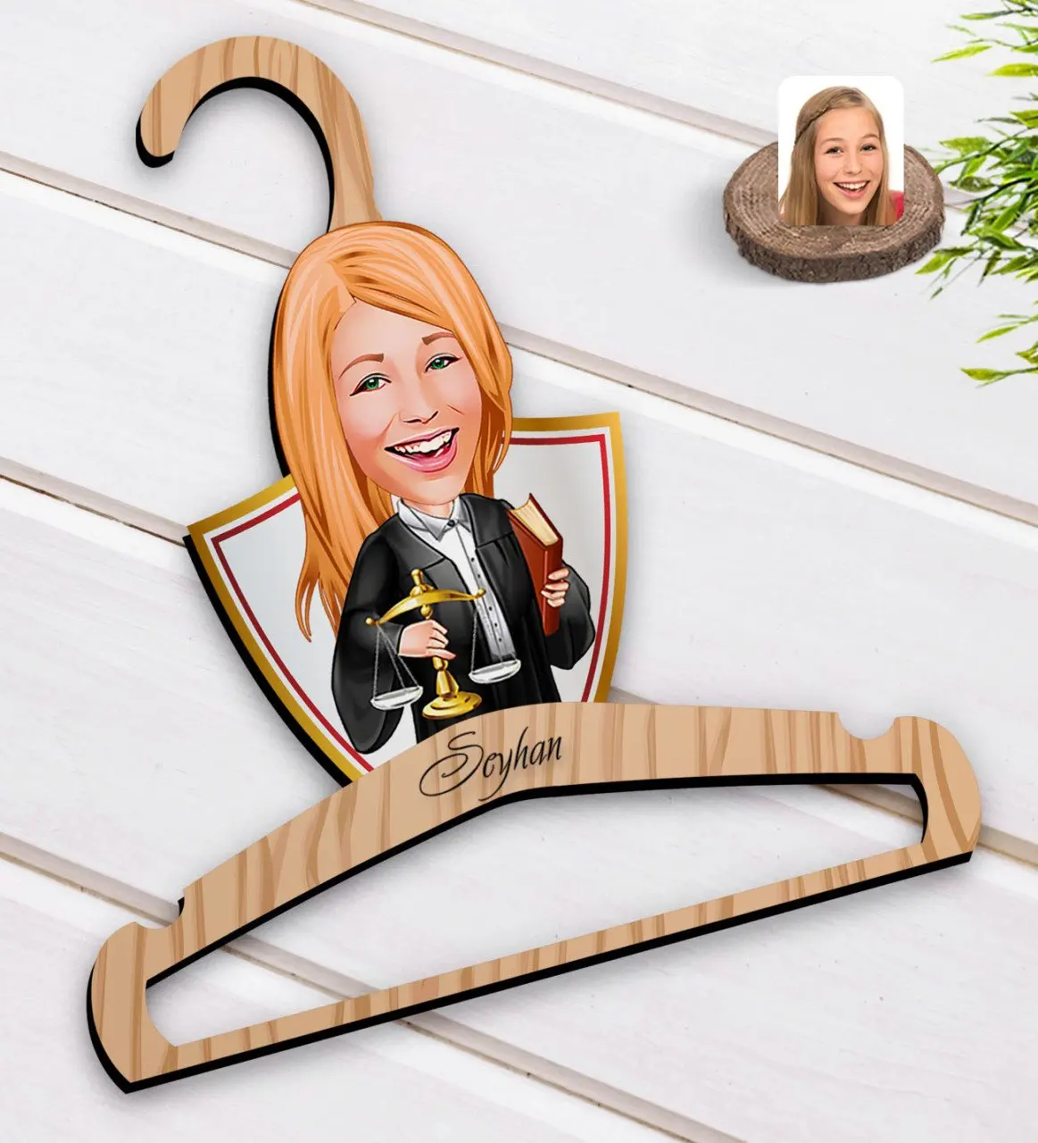 

Персонализированный женский атрибут карикатура на деревянное платье асцеминие 1