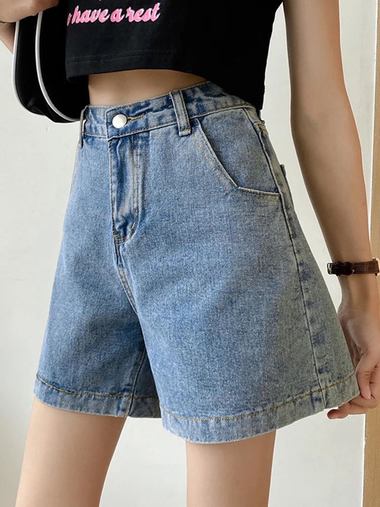 New Summer Women High Waist Wide Leg Blue Denim Shorts Streetwear Female Retro Button Jeans Shorts Bottoms