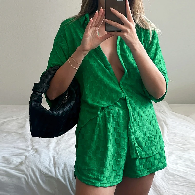 

Chic Women Short Sleeve Lapel Blouse Shirt Top and Shorts Retro Summer Holiday Outfits Y2K Vintage Plaid 2 Piece Set Streetwear