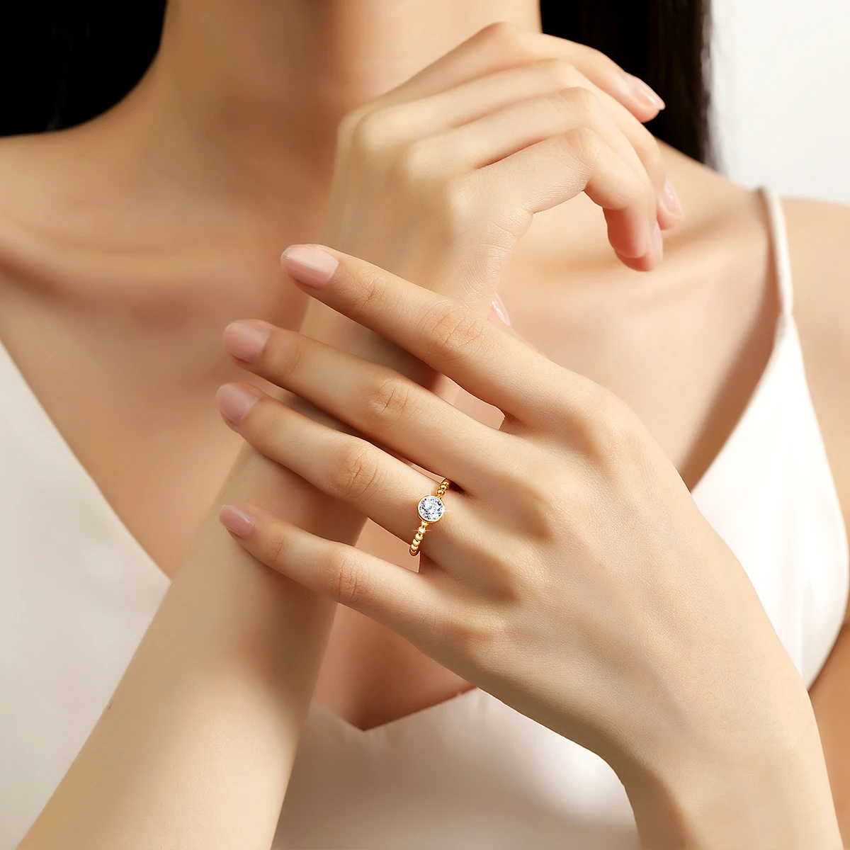 Женское кольцо с муассанитом AU750 желтое золото 18 К 0 5ct 5 мм сертификатом D/VVS для