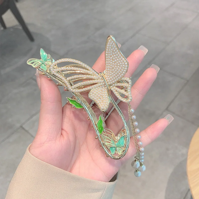 

Elegant Sweet Diamond Pearl Butterfly Grab Clip Hairpin Large Metal Hair Claw Shark Clip Girl Fashion Hair Accessories Headwear