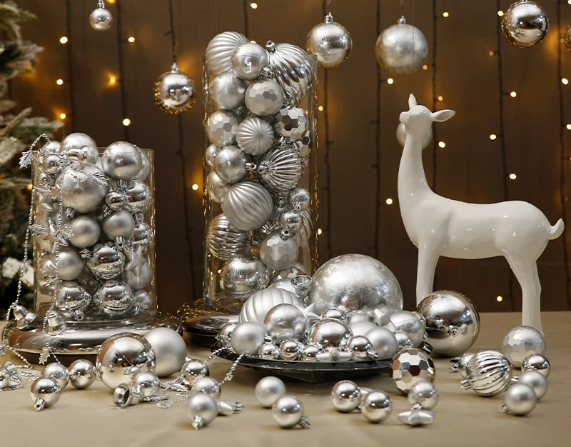 Серебряный глянцевый матовый елочный шар высокого класса