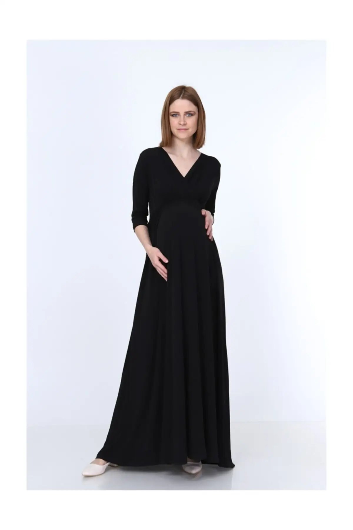 

Maternity Fashion Long Black Maternity Dress