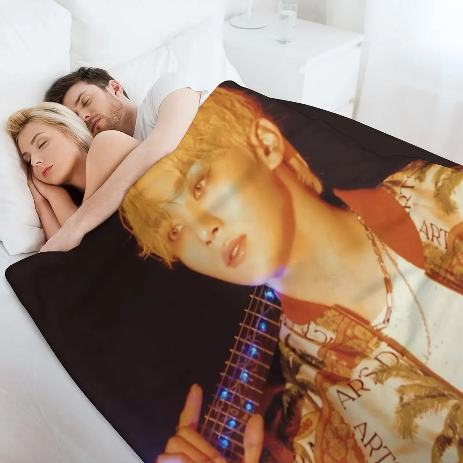 Пушистое одеяло для косплея из аниме-фильма