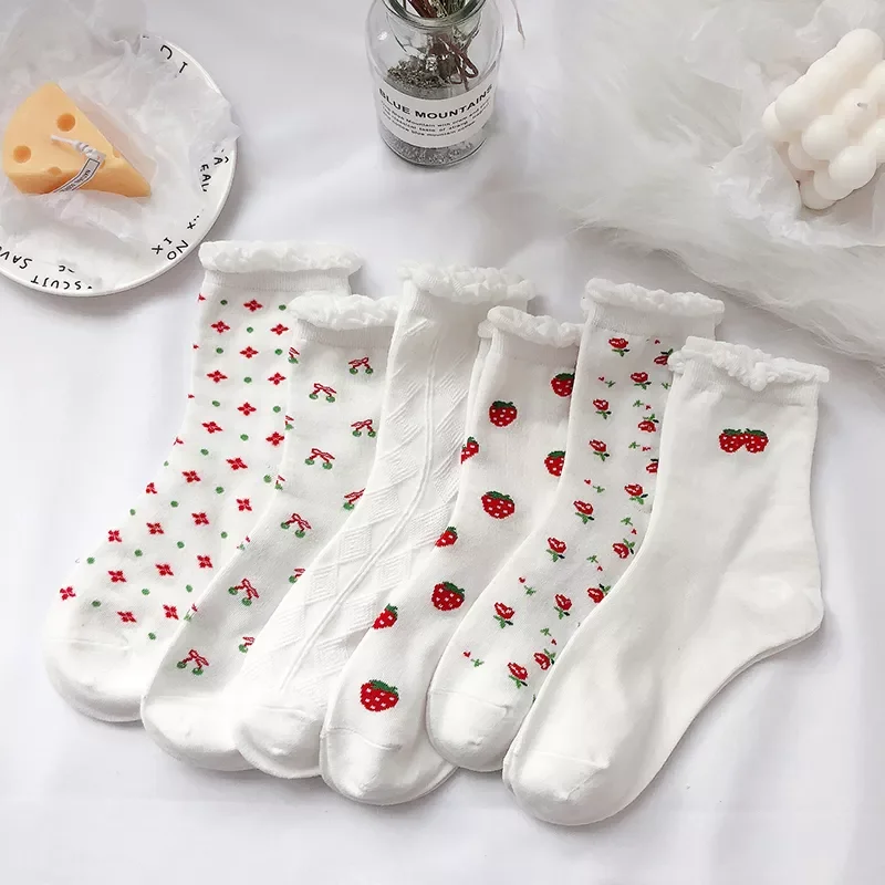 

Japanese Cute Women Socks Red Strawberry Korean Style Flowers Crew Socks Kawaii Women Cotton Socks Harajuku Strawberry Cow Socks