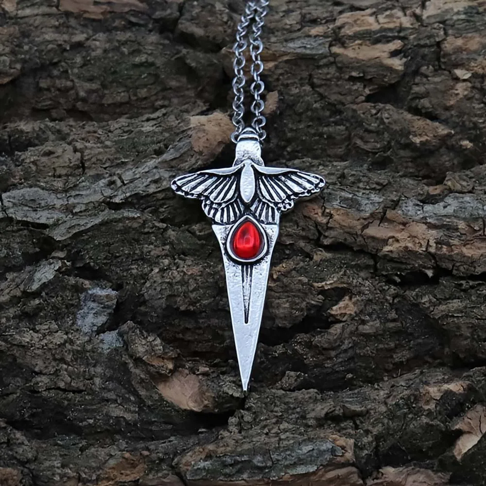 

Sword Pendants Chokers Necklace Inlay Red Stone Vintage Personalized Accessories Jewelry on the Neck For Women Charms Chain
