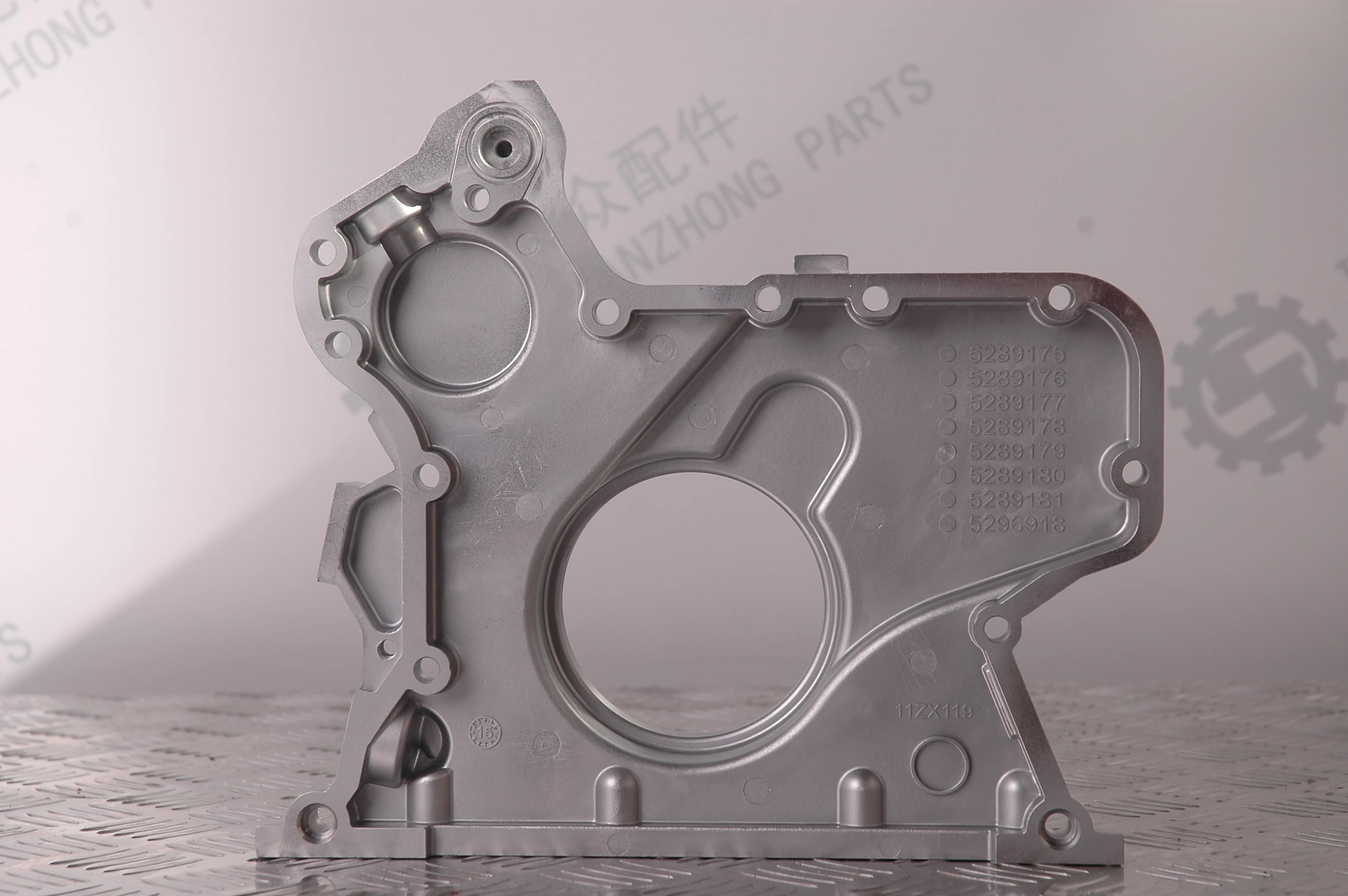 

DCEC дизельный двигатель QSB/ISDe Крышка корпуса передней шестерни 4930847