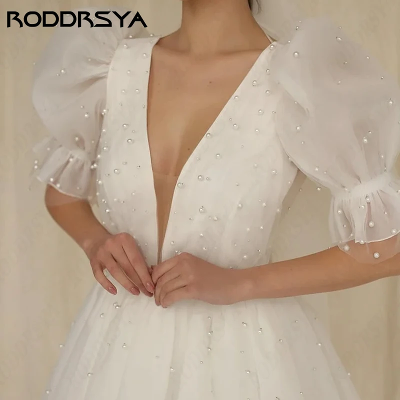 Женское свадебное платье мини RODDRSYA, с V-образным вырезом, короткими рукавами-фонариками и открытой спиной, ТРАПЕЦИЕВИДНОЕ Тюлевое платье цвета слоновой кости, на заказ с V-образным вырезом, короткими рукавами-фонар (art.: 3920c402412d2) - 3920c402412d2
