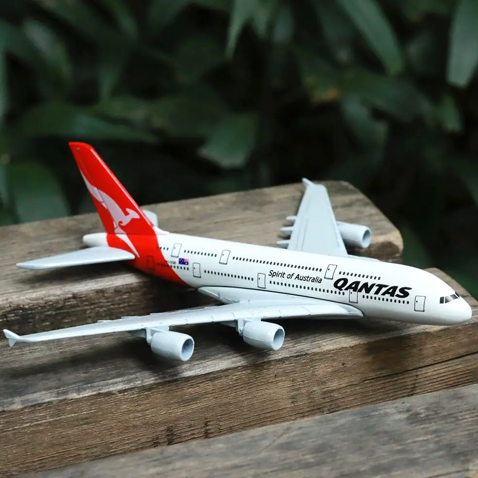

Австралийские авиакомпании Qantas B747, модель самолета из сплава под давлением, 15 см, коллекционная сувенирная Миниатюрная модель для мировых а...
