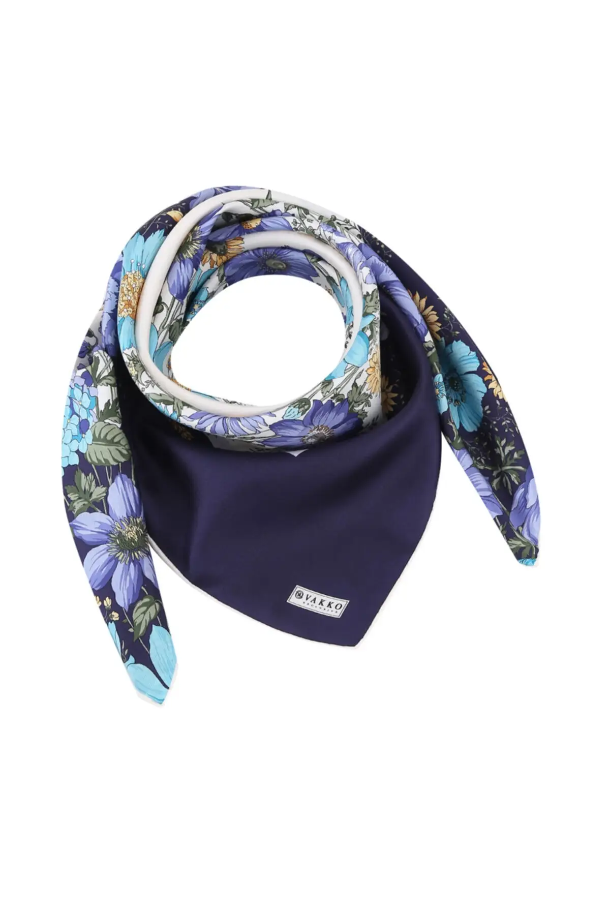 Рисунок 2 - Шелковый шарф twıl