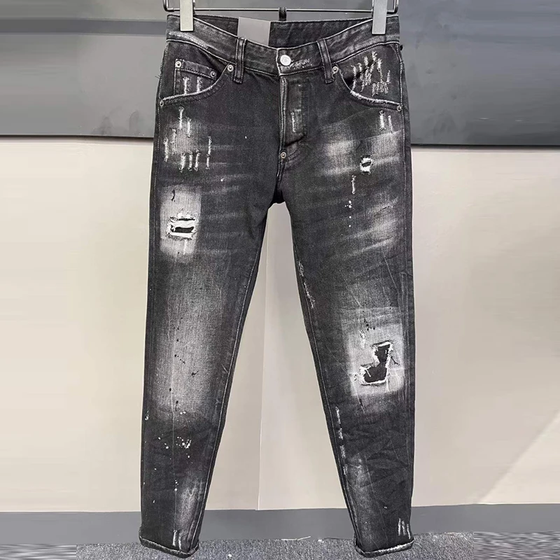 2022 Starbags DSQ Chic men's casual black jeans with straight legs and small feet and ripped hole