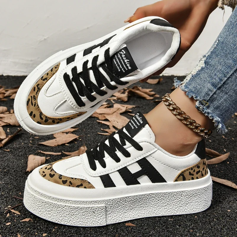 Женские парусиновые туфли классические с круглым носком на вулканизированной