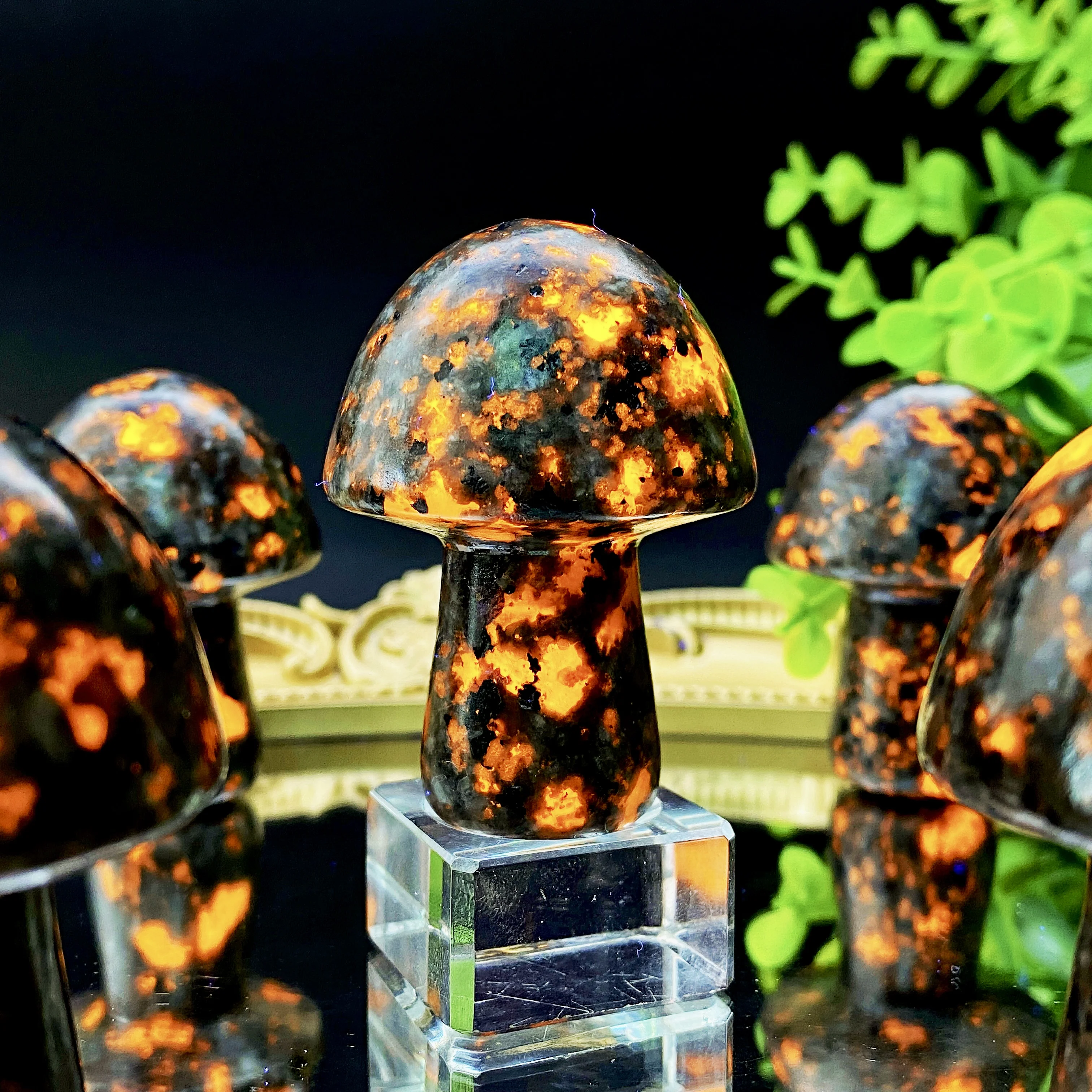 Высококачественный нефрит Yooperlite с украшением из натурального хрусталя