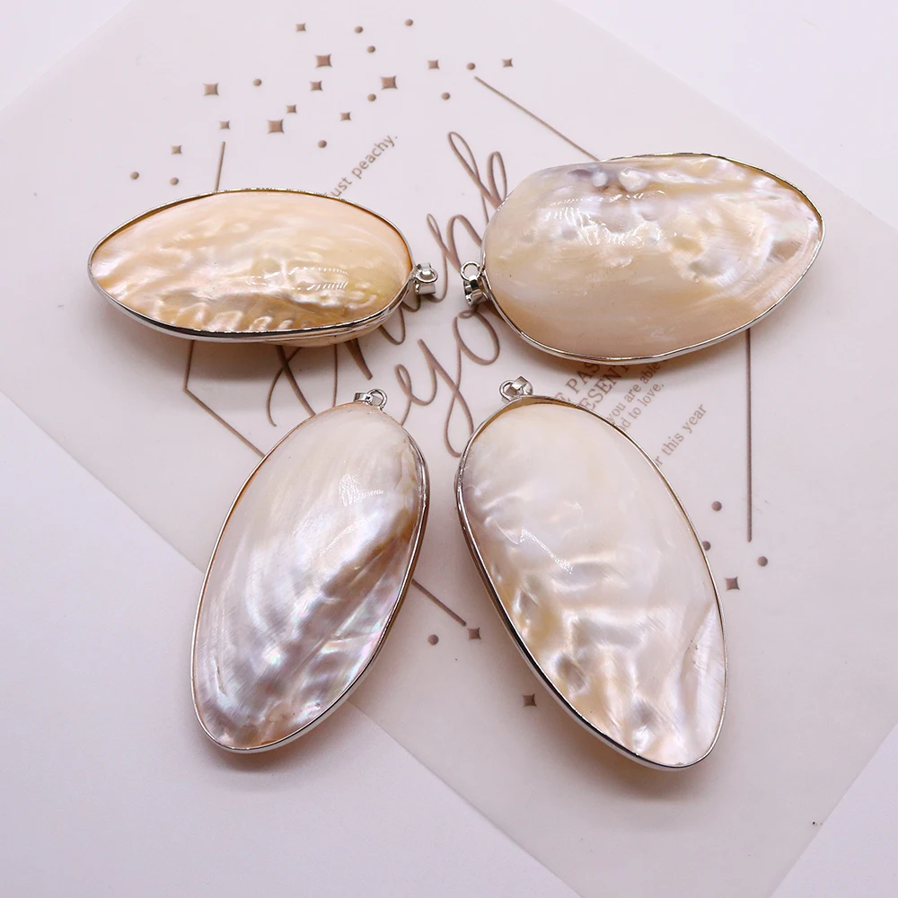 Кулон в виде ракушки из натуральной пресноводной 40 мм