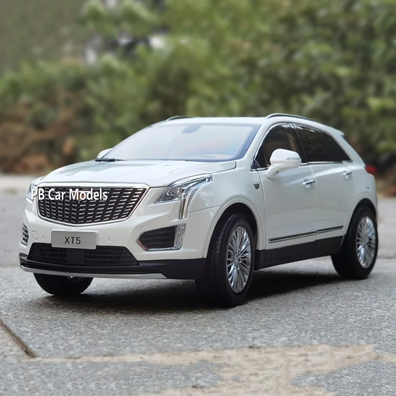 

Domestic original car model 2019 XT5 alloy simulation 1:18 static car model collection