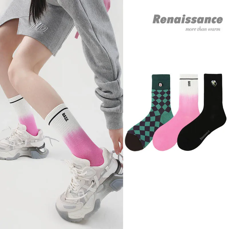 WYXCEN 3 Pairs/Set Original Renaissance Women's Socks Gradient Color Mid-Tube Women's Socks Brand Boneless Women's Cotton Socks