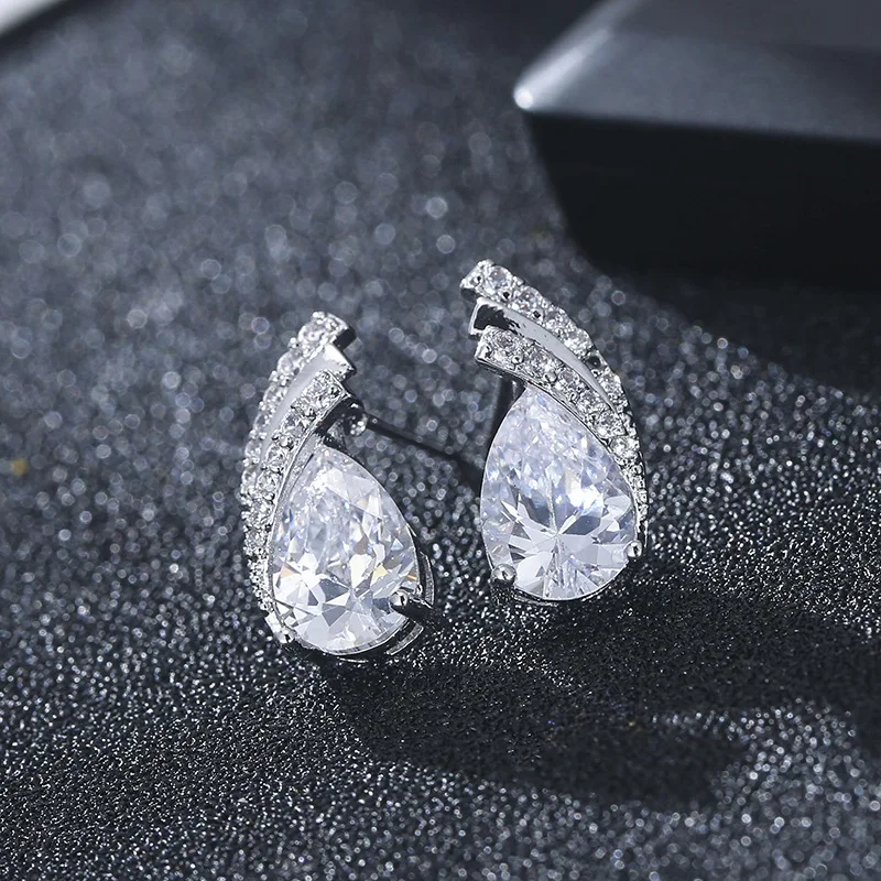 

Uilz Brand Trendy Exquisite Zircon Crystal Women Ear Jewelry Silver Color Sparkling Big Teardrop Cubic Zirconia Earrings