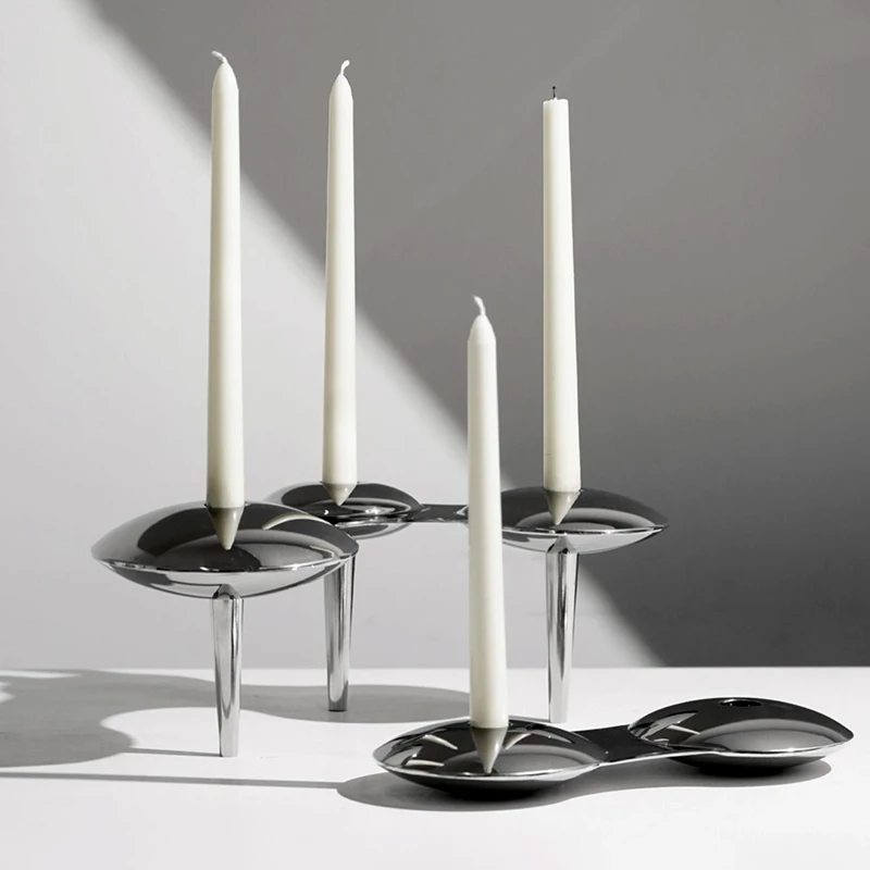 

Luxury Silver Metal Candle Holders Creative Clouds Candlestick Nordic Home Decor Modern Table Centerpiece Model Room Decorations