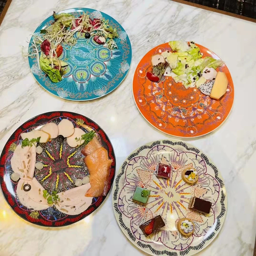 

Роскошный набор тарелок, высококачественные обеденные тарелки из костяного фарфора, белые тарелки и тарелки для свадьбы, домашний набор цв...