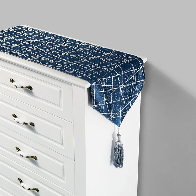 

High-grade Jacquard Blue Table Runner Modern Luxury Striped Table Flag Restaurant Dining Table Decor Table Cover with Tassels