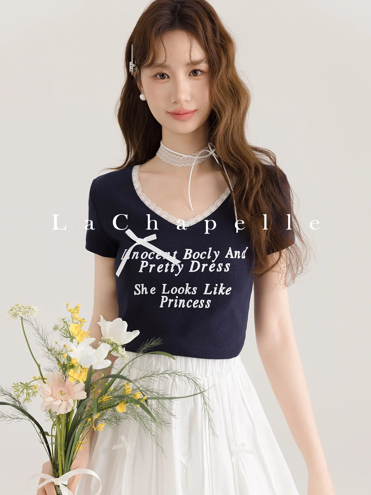 Женская Кружевная футболка с V-образным вырезом и коротким рукавом