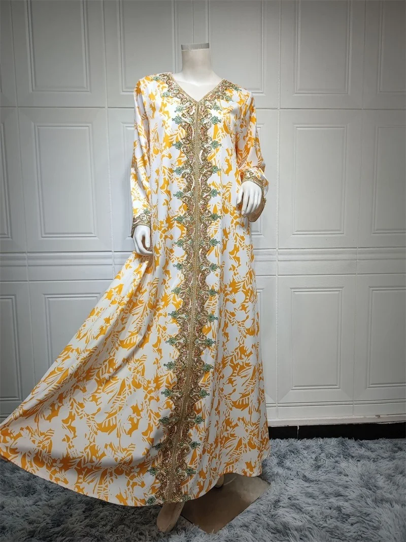 Moroccan Jalabiya Chic Elegant Lace Sequins Tape Trim V Neck Long Sleeve Turkish Dresses Free Shipping Gulf Abayas 2022