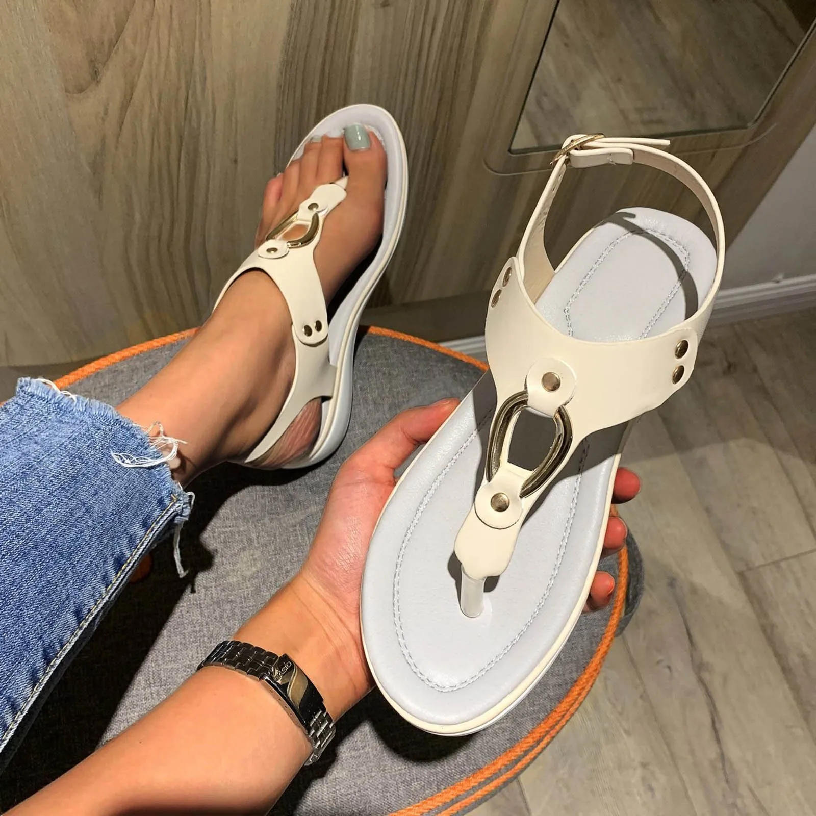 

Шлепанцы женские с ремешком на пряжке, модные Нескользящие сандалии, Повседневная Уличная обувь, Летние вьетнамки, 2022