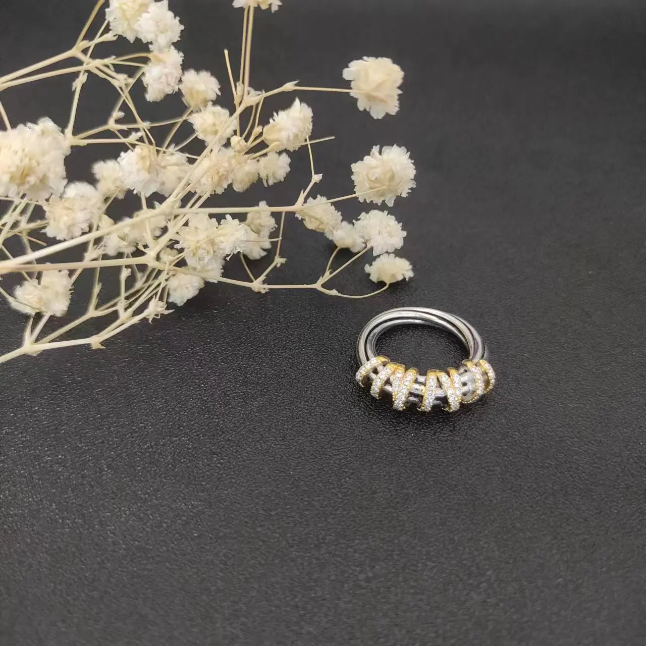 DY High Quality David Yurman  Petite Infinity Band Ring in Sterling Silver with Pavé Diamonds Women's Popular Charm