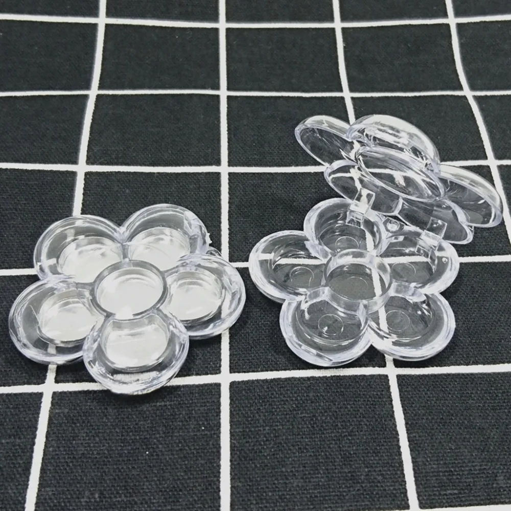 Прозрачный пластиковый контейнер для теней 6 ячеек |