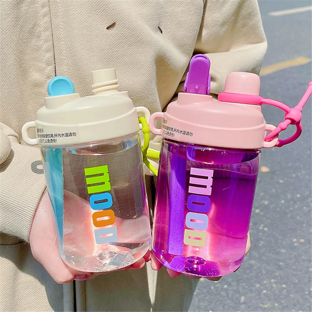 

NEW Clash Color Tritan Water Bottles With Straw 600ml For Boys Girls Kids Adults Student School Travel Tour BPA Free