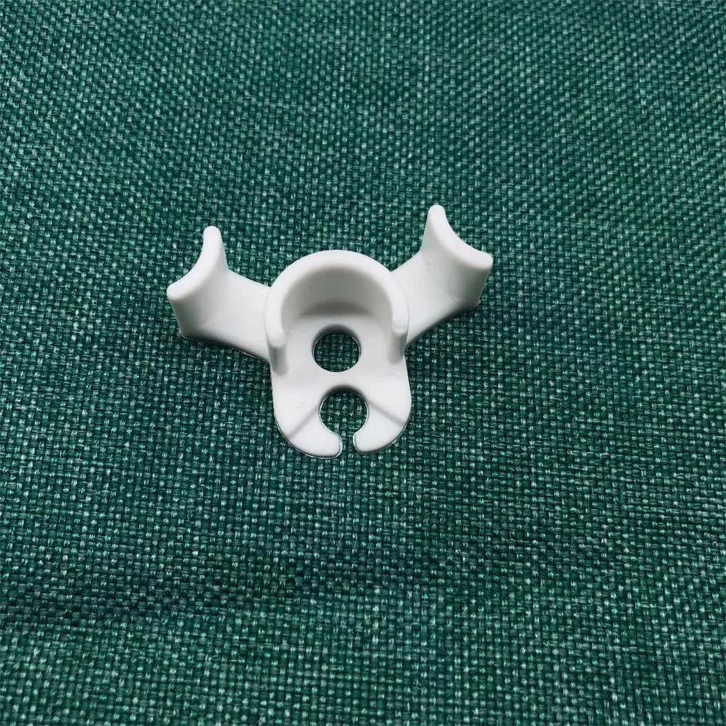 

30Pcs Plastic Plant Trainers Vegetable Low Stress Training Clamps Grow Gardening Essentials Reusable Garden Greenhouse Supplies