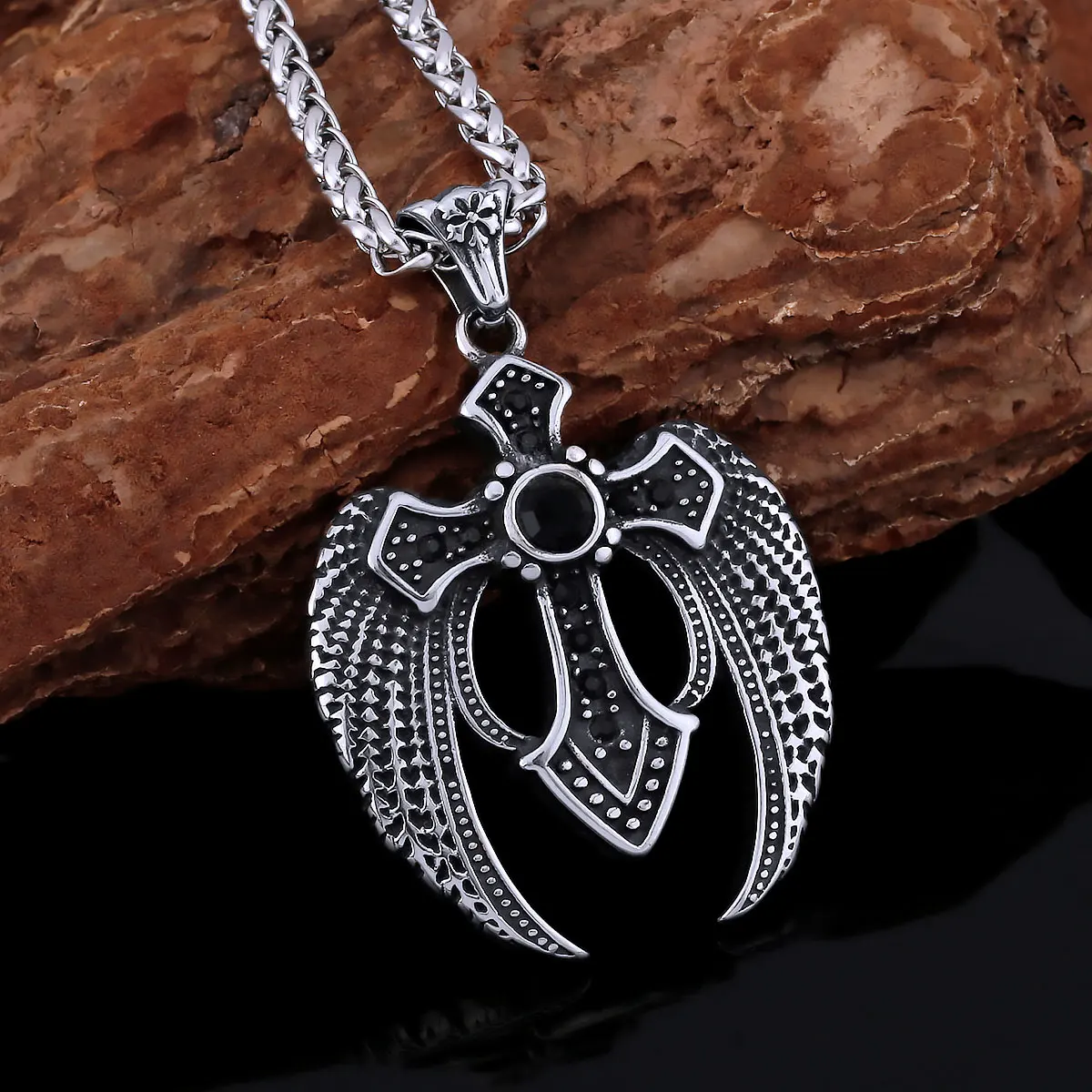 

316L Stainless Steel Retro Jesus Religious Belief Viking Angel Wing Necklace Cross Amulet Pendant Fashion Punk Jewelry Gift