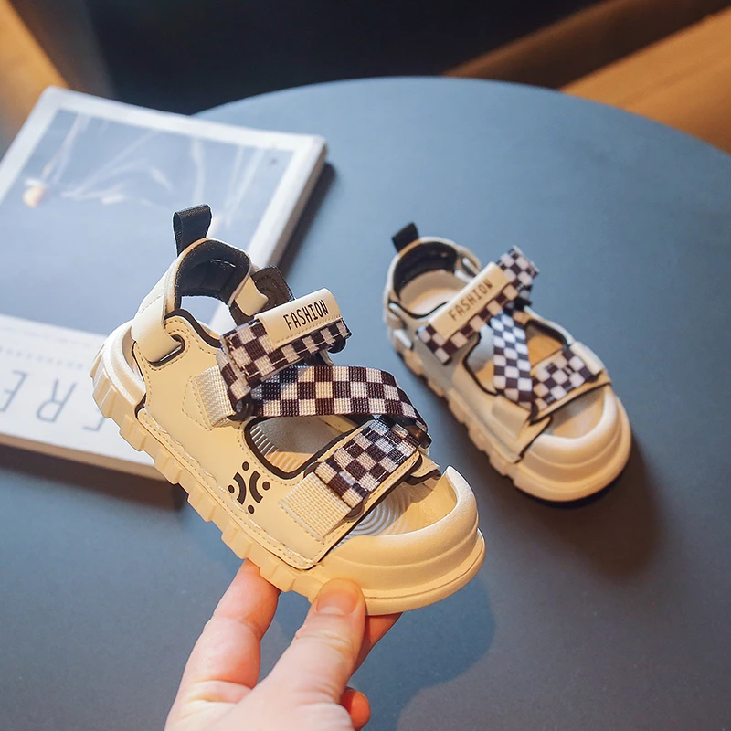 

Summer Children's Sandals for Boys New 2022 Korean Style Kids Fashion Hook & Loop Girls Beach Shoes Classic Casual Breathable PU