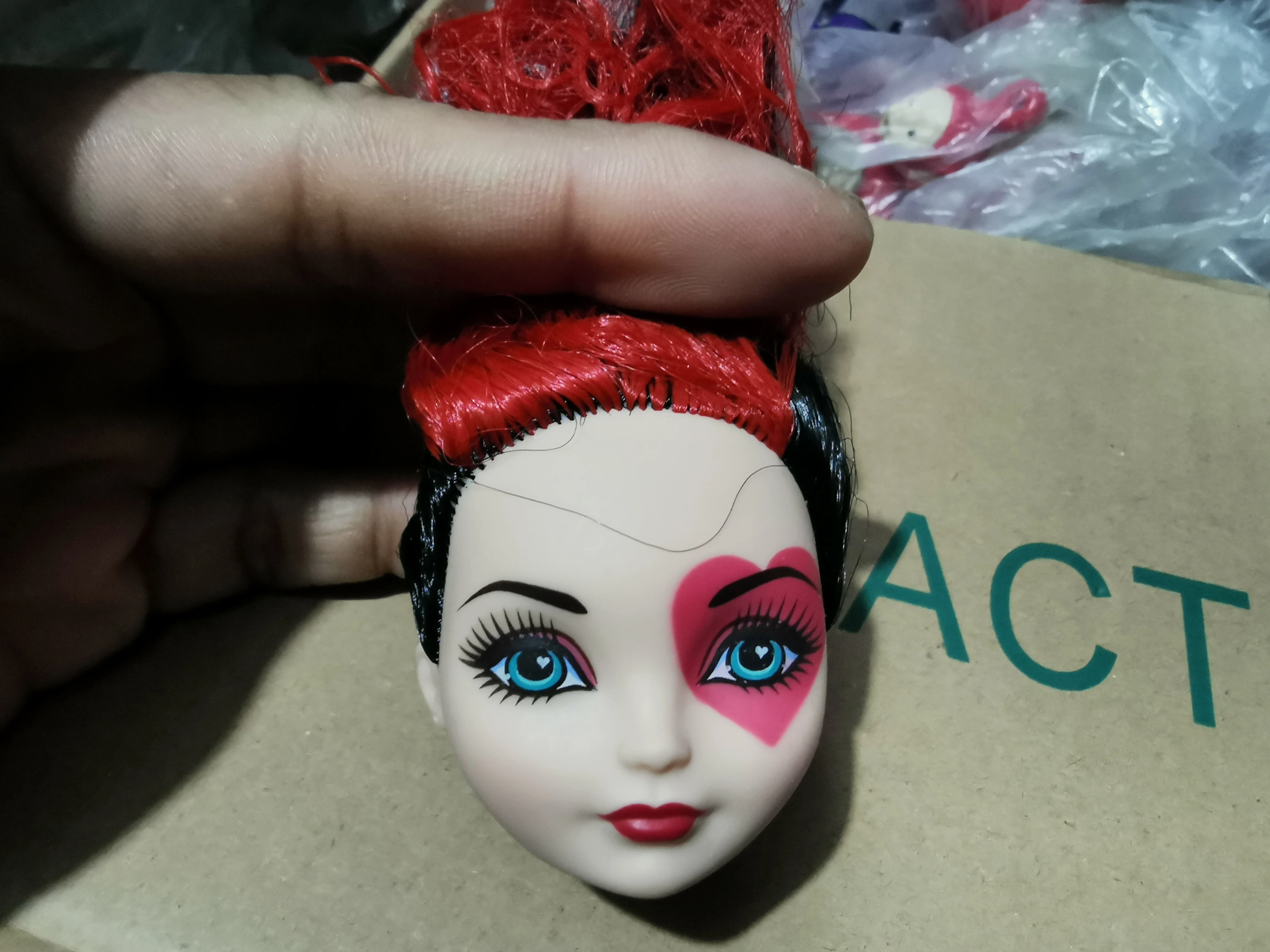 

Макияж монстров старшая школа когда-либо после старшей школы голова куклы девочка одевание Сделай Сам детали игрушки аксессуары подарки dongcheng