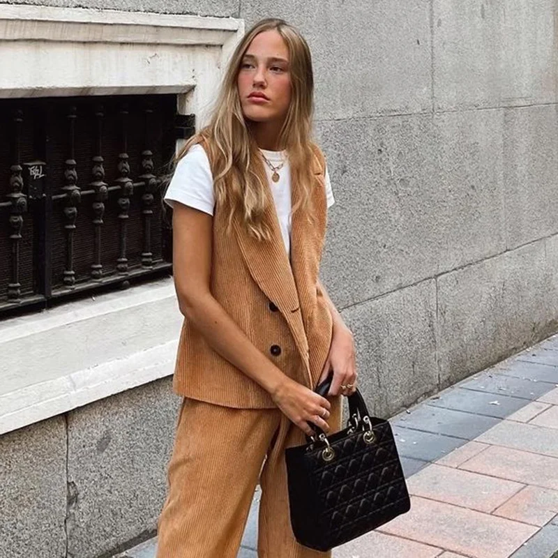 Street Fashion 2022 Autumn and Winter Corduroy Cardigan Suit Collar Single-breasted Sleeveless Solid Color Vest Jacket Women