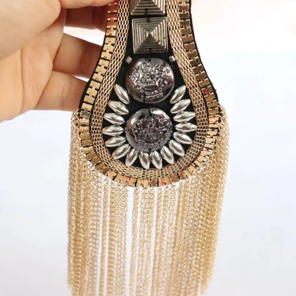 

Shoulder Brooch Tassels Punk Jewelry Lightweight Wear-resistant Brooch Pin Clothes Decor
