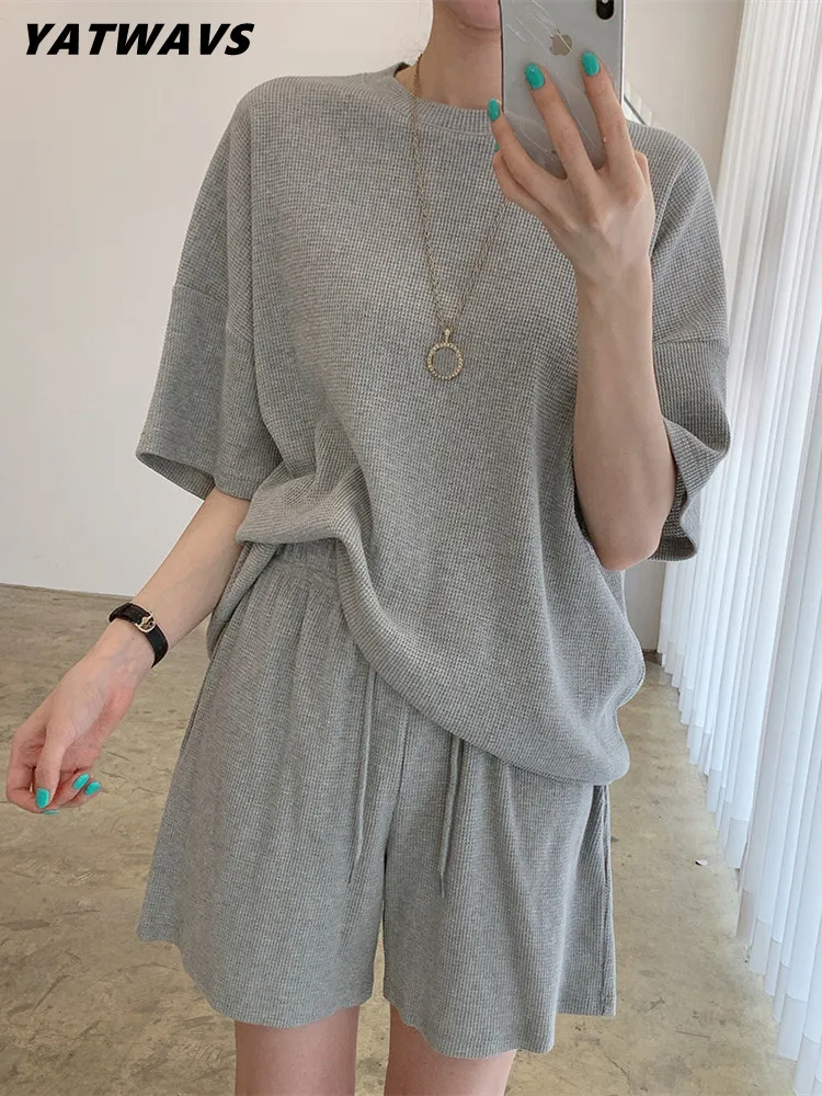 

Simple Summer Knitted Two Piece Set Women Casual Loose Thin Sweater Pullover Tops+Loose Wide Leg Shorts Suits Knitwear Pants Set