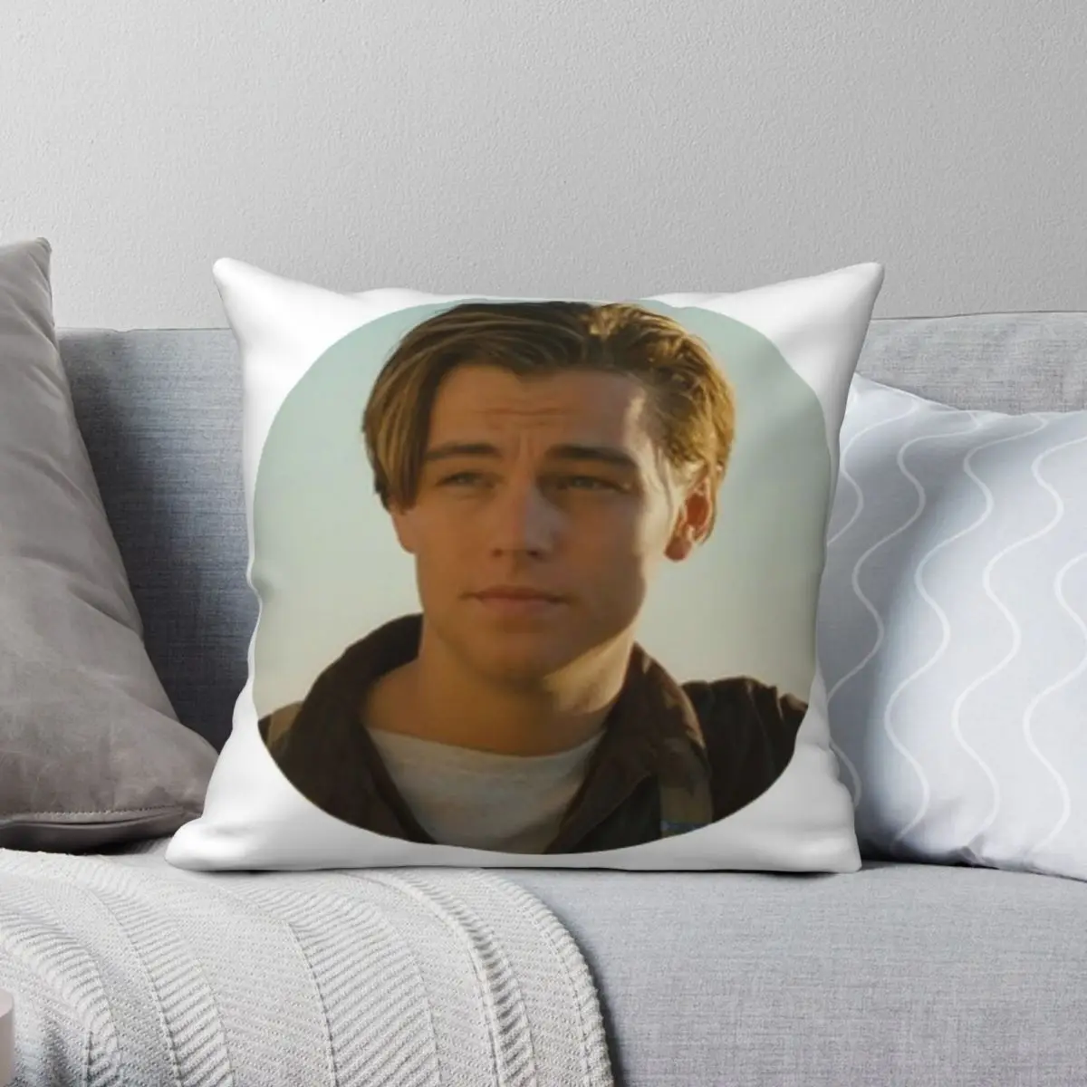 

LEONARDO DICAPRIO Square Pillowcase Polyester Linen Velvet Printed Zip Decorative Throw Pillow Case Car Cushion Cover 18"