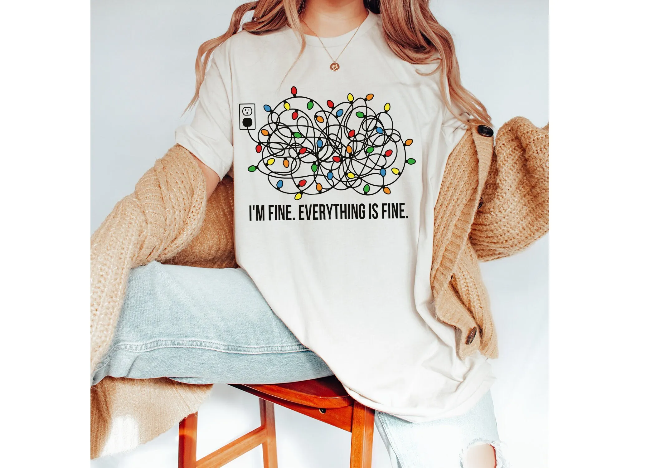 Футболка I m Fine Everything Is Christmas SweaT Women Lights