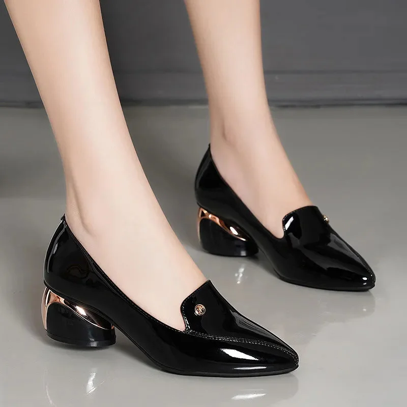 Steve madden мюли. Туфли на невысоком каблуке с ремешком. Осенние туфли женские на низком каблуке. Asos туфли mary jane. Осенние туфли женские на низком каблуке.