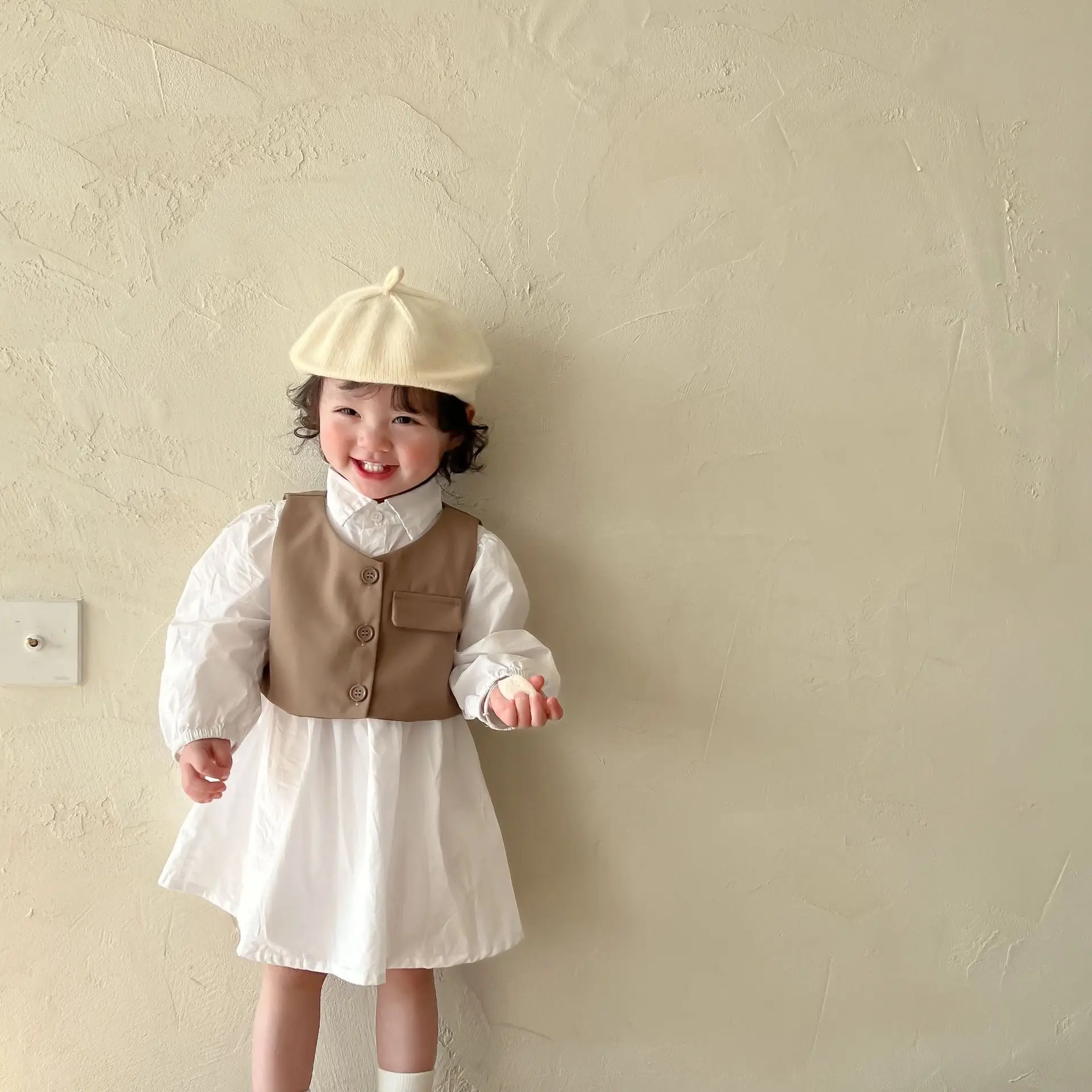 

Baby girls spring cotton clothes sets Korean style Kids shirt long sleeve dress and waistcoats 2pcs soutfits