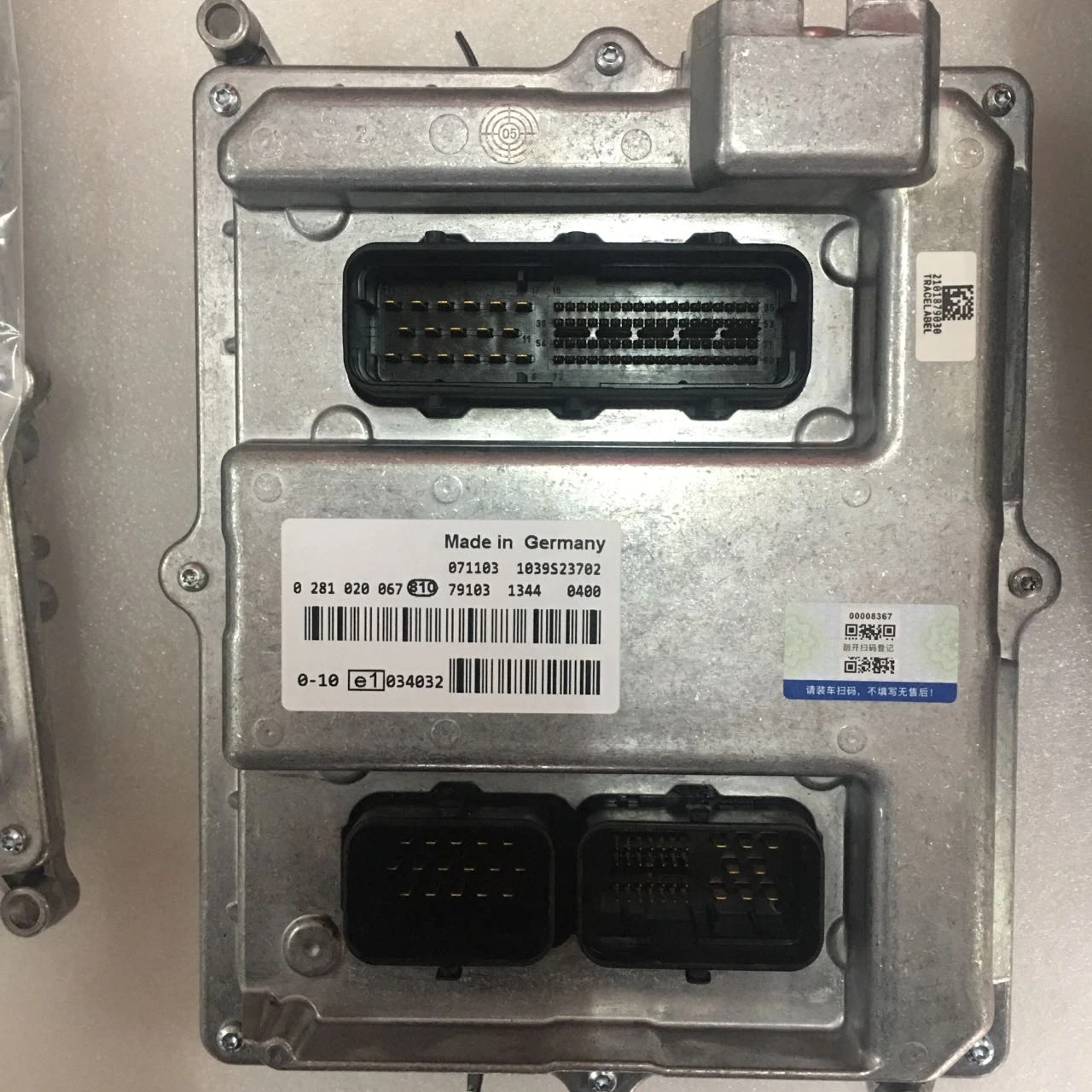 Блок управления двигателем TGA TGS TGL TGX EURO 5 ECM 0281020067