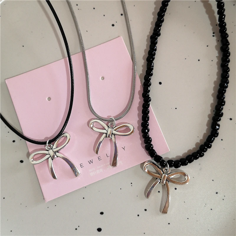 

Goth Harajuku Cute Y2k Aesthetic Bowknot Pendant Beaded Snake Chain Rope Chain Necklace For Girl Choker Cool 90s EMO Accessories