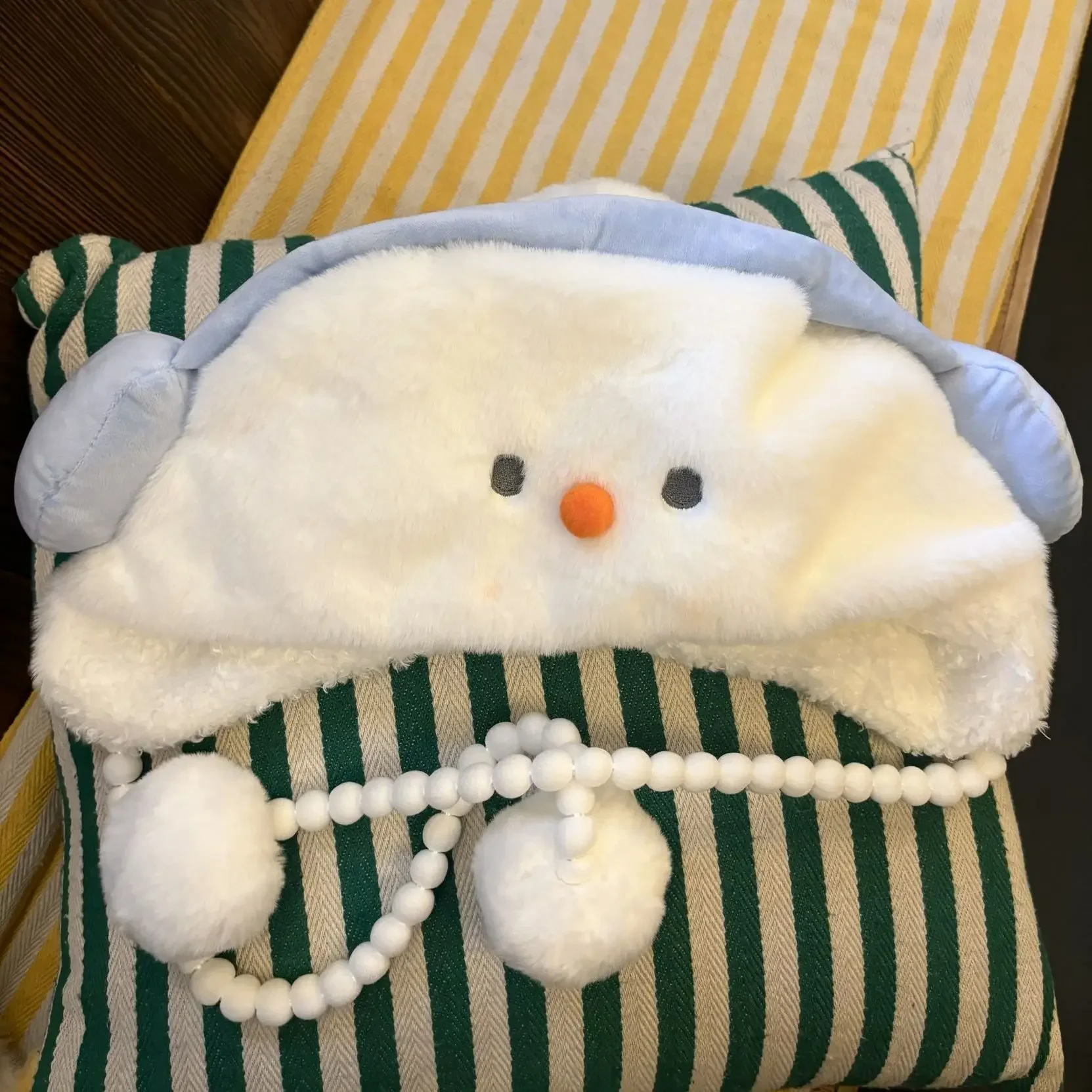 Милая плюшевая шапка со снеговиком женская осенне-зимняя толстая теплая с