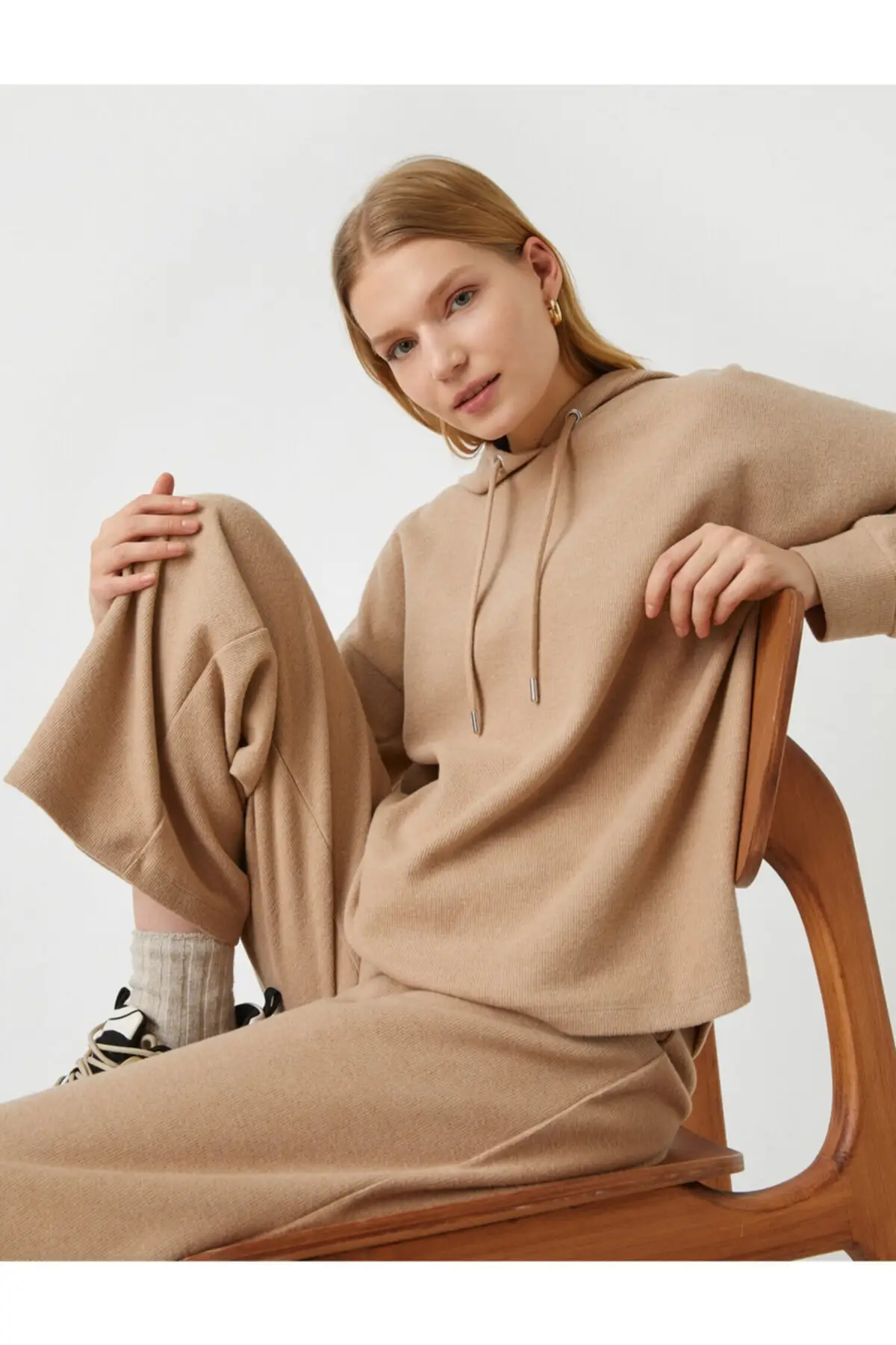 

Women's Sweatshirt Hooded sportswear Hoodies Style All Season 2022 New Designer Pullovers Hoodies Lady Sweatshirts Fleece Hooded