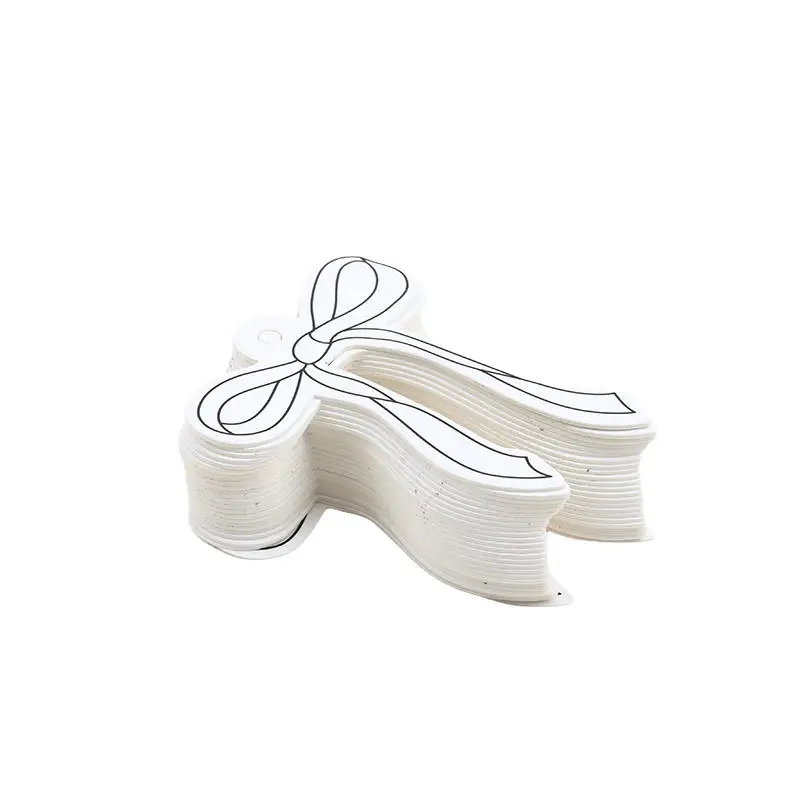 

Розовые картонные подарочные бирки