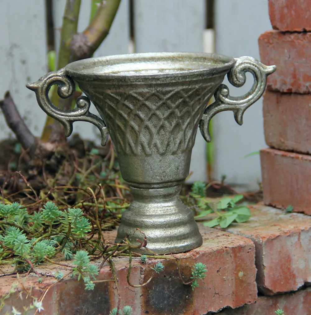 

French Country Trophy Vintage Retro Metal Flower Vase for Table